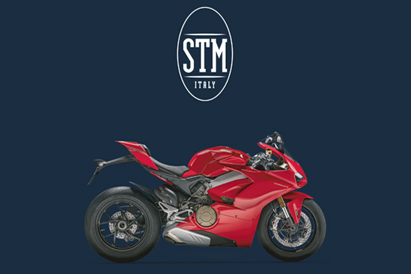 STM Flyer Ducati Panigale V4